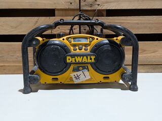 Bouwradio met ingebouwde acculader, DeWalt, DC011-GB/QW