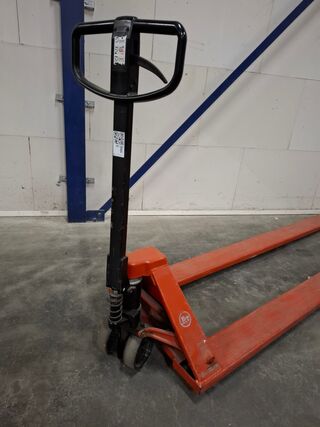 Palletwagen met lange lepels BT, LHM230, bouwjaar 2005