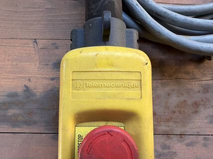 Bedieningspendel, Schneider Electric, XAC-A 08, geel, IP65 – met kabel