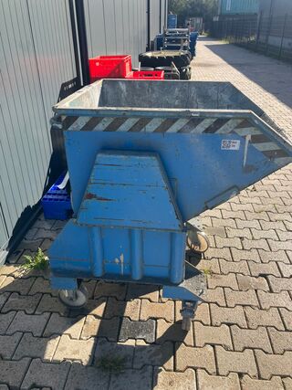 Kiepbak met heftruckslede, b