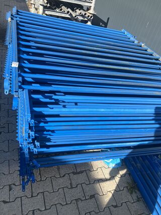 Partij hekwerk, blauw