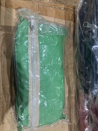 Ca. 330x Opvouwbare rugtasjes, groen, rood en blauw