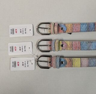 Ca. 12x Leren dames riemen – Italiaans design Sluis Leder, pastel kleu