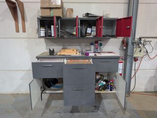 Assortiment boren, frezen en zaagbladen