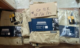 Ca. 12x Werkbroek Roughnecks, beige, Maten 58, 60 en 62