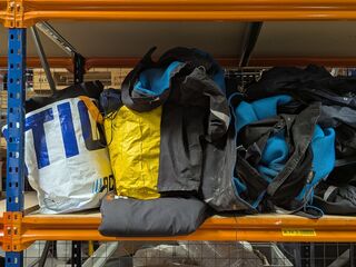 Partij diverse werkleding, o.a. DASSY en Grisport