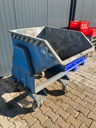 Kiepbak met heftruckslede, b