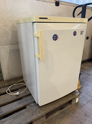 Koelkast, Liebherr, Premium KTe 1740 Index 24A/001, wit/crème, elektro