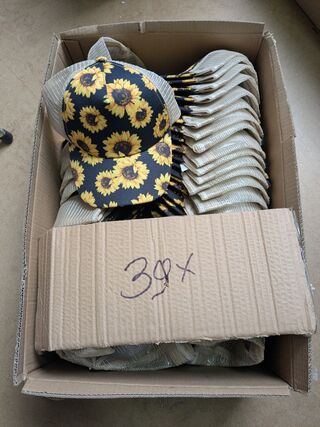Ca. 39x Zomerbloem motief baseball cap met mesh, diverse kleuren, 54 –