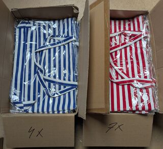Ca. 11x Zomertas gestreept, blauw / rood