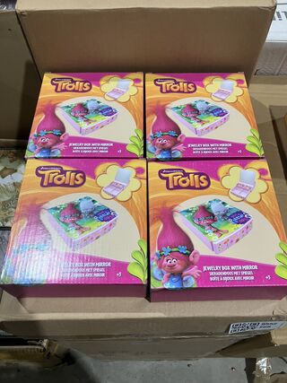 Ca. 196x Trolls sieradendozen met spiegel, Dreamworks