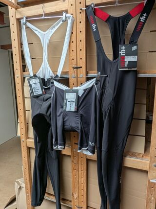 3x Fietsbroek met zeem RH+, zwart / wit, mt XL