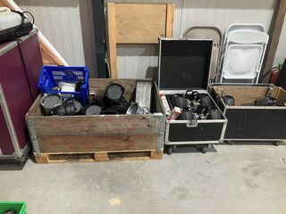 Partij flightcases met show/stage  en rookmachine