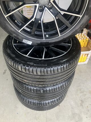 Velgenset met banden, Pirelli, Scorpion