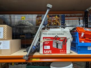Vlucht- of brandladder en telescoopladder