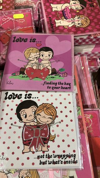 Doos Love is… artikelen Love is