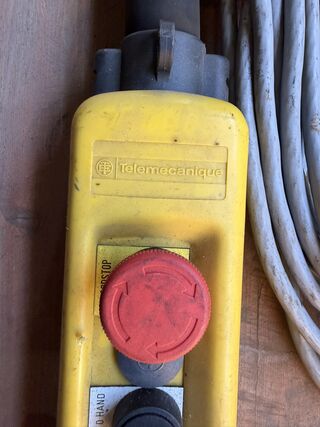 Bedieningspendel, Schneider Electric, XAC-A 08, geel, IP65 – met kabel