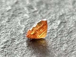 Spessartien – 0.97 carat natuurlijke spessartien