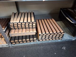 Partij akoestische monsters, samples en panelen diverse kleuren en des