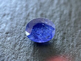 Tanzaniet – 6.71 carat natuurlijke tanzaniet