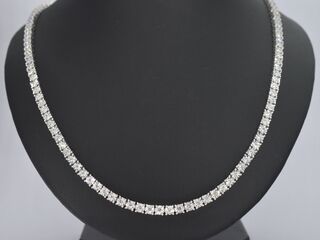 Witgouden collier met diamanten 3.50 carat