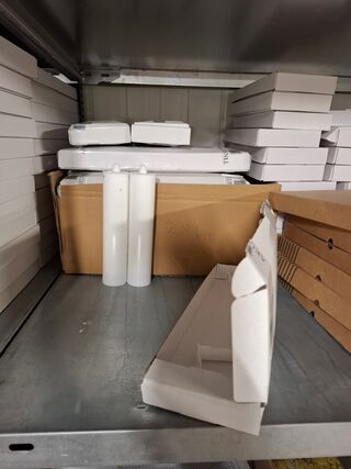 Partij verpakking, tape, samples, etc.