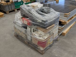 Partij PV-installatiematerialen