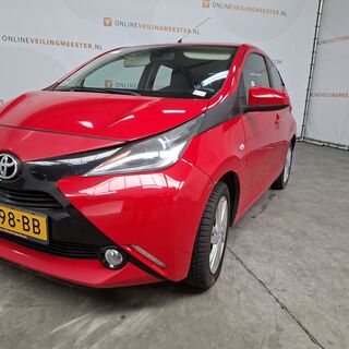 Personenauto, Toyota, Aygo, 1.0 VVT-i x-cite, 2014