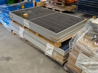 Ca. 17x XL-zonnepanelen, DEVCON
