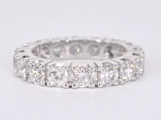 Witgouden alliance ring met diamanten