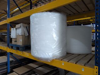 Partij verpakkingsmateriaal, tape, etc.