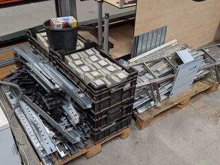 Bouw-, constructie- of legbordmaterialen en modulaire verdelers
