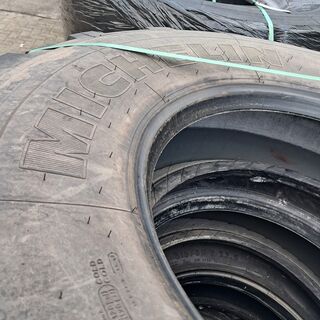 5x Vrachtwagenband, O.a Michelin, o.a XZL