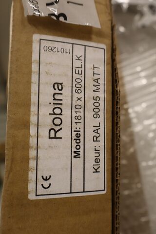 Elektrische handdoekradiator Instamat, Robina, zwart