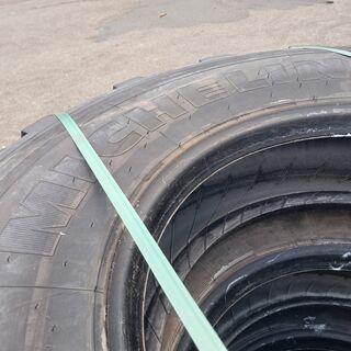 5x Vrachtwagenband, O.a Michelin, o.a XZL