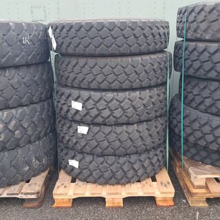 5x Vrachtwagenband, O.a Michelin, o.a XZL