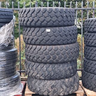 5x Vrachtwagenband, O.a Michelin, o.a XZL