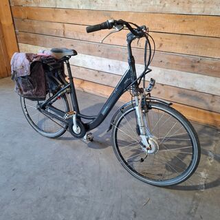 Elektrische damesfiets, Curtis