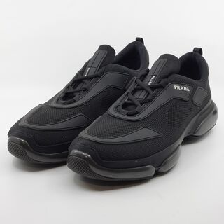 Paar sneakers, maat 10, Prada, 2EG 253