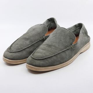 Paar instappers, maat 42, Loro Piana, J 56006