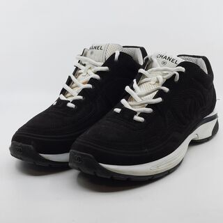 Paar sneakers, maat 45, Chanel, W G45078