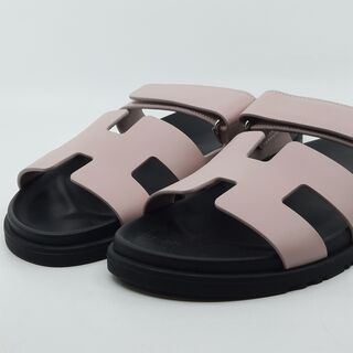 Paar sandalen, maat 40, Hermès, FR1 222299Z 40 2409
