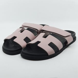 Paar sandalen, maat 40, Hermès, FR1 222299Z 40 2409