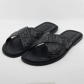 Paar slippers, maat 45, Versace