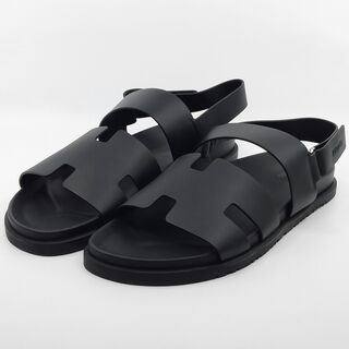 Paar sandalen, maat 45, Hermès, FR231695ZH 45 2211