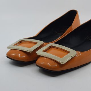 Paar instappers, maat 36, Roger Vivier