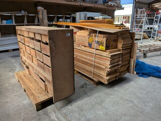 Ca. 10 meter Bruynzeel stelling