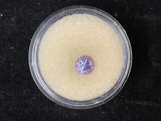 Edelsteen – Lilac gekleurde edelsteen