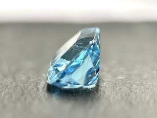 Topaas – 9.67 carat blauwe topaas