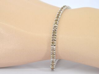 Witgouden tennisarmband met natuurlijke diamanten